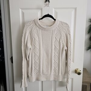 LL Bean Signature Women's Beige Cable Knit Sweater